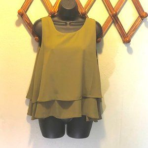 STELLA LUCE LAYERED SWING TOP